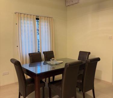 Kampung Alor Akar House | Blossom Hill homestay