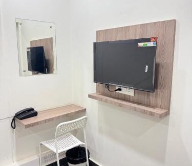 Gachibowli Hotel | Blossom Stays