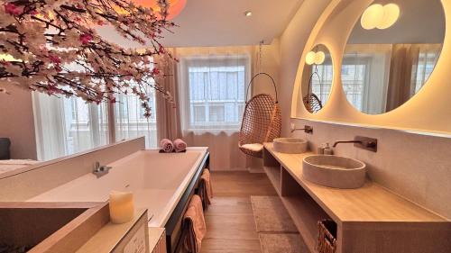 La Presqu'ile Apartment | Blossom Suite-Hyper centre Jacuzzi Balcon clim