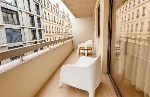 La Presqu'ile Apartment | Blossom Suite-Hyper centre Jacuzzi Balcon clim