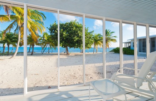 Blossom Village Villa | Blossom Village Cottage – Charming Beachfront Cottage by Cayman Villas.
