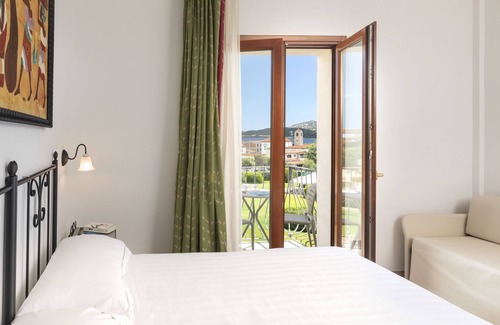 Cannigione Hotel | Blu Hotel Morisco
