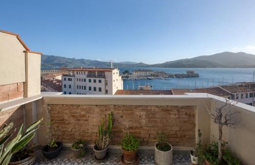 Portoferraio Old Town Apartment | Blu in Green - Goelba