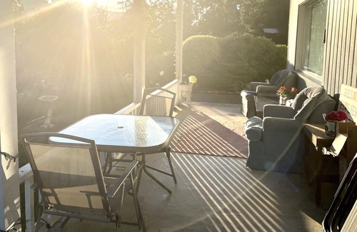 Tappen Cottage | BLUbird Cottage