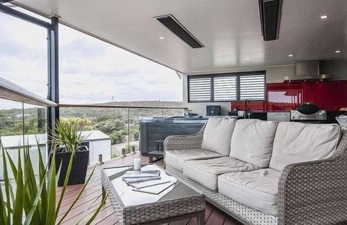Lake Wangary House | Blue Bay Ridge - it doesn’t come better than this