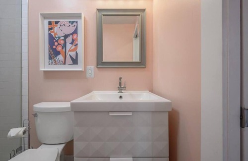 Old Seminole Heights House | Blue Bay Suite! Near Downtown and Foodie Hot Spots