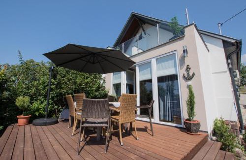 Revfulop House | Blue Beach Panorama