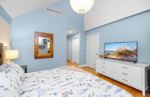 Three Oaks House | Blue Beech Cottage