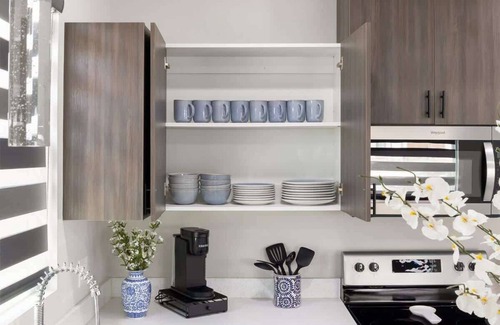 Pharr Apartment | Blue Bliss: Where Tranquility Resides