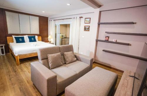 Nong Pa Khrang Apartment | Blue cafe Apartments