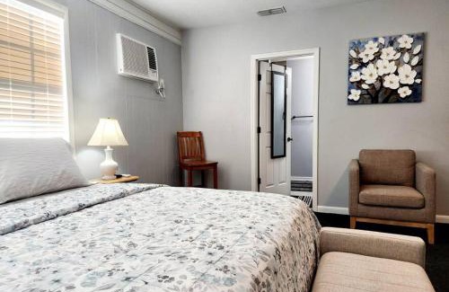 Lakeland House | blue door house grand studio