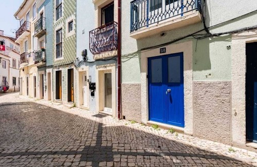 Lisbon Old Town Apartment | Blue Door's Home