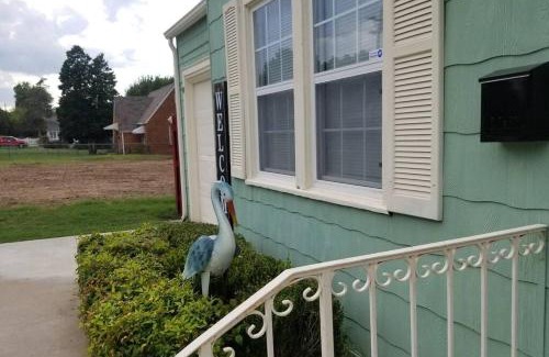 Tulsa House | BLUE FLAMINGO'S CHARMING HOME-Heart of Tulsa2- Cherry St-Expo-11th