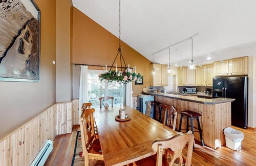 Big Sky Apartment | Blue Grouse #14