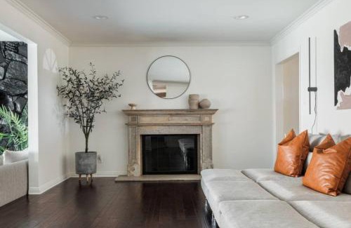 Los Altos House | Blue Haven Solar Pool Heat Parking Billiards