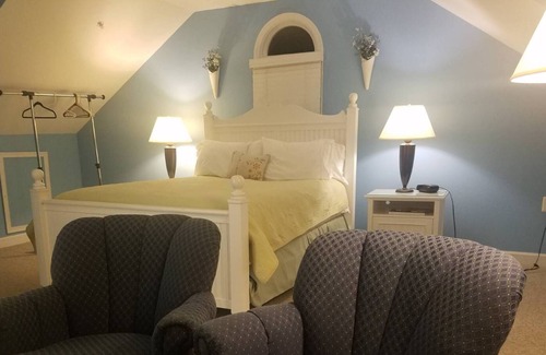 Solomons Island Bed & Breakfast | Blue Heron Inn - A Bed and Breakfast LLC