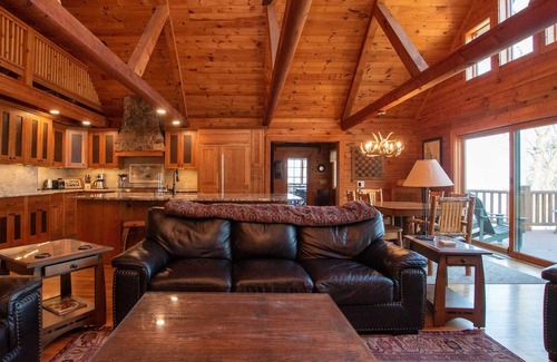 Ovid House | Blue Heron Lodge - Adirondack Luxury on Cayuga Lake