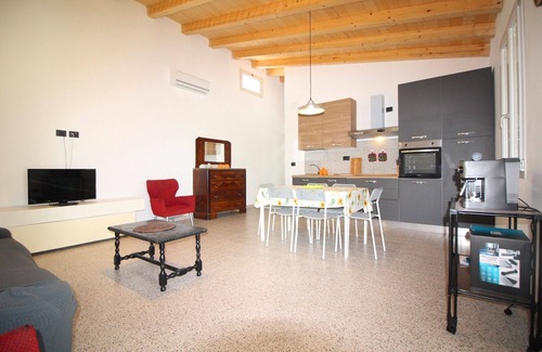 Solarino Villa | "BLUE HOME" VACATION HOME