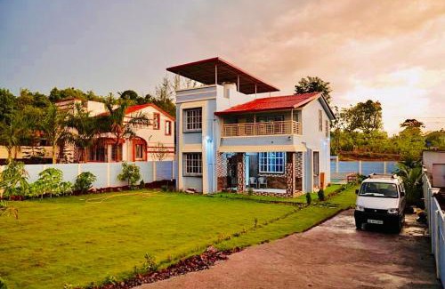 Karjat Villa | Blue House