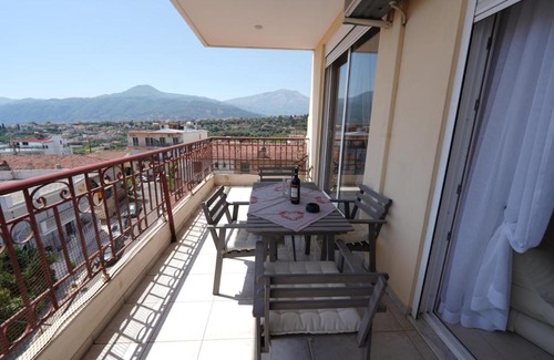 Aigio Apartment | Blue Jasmine