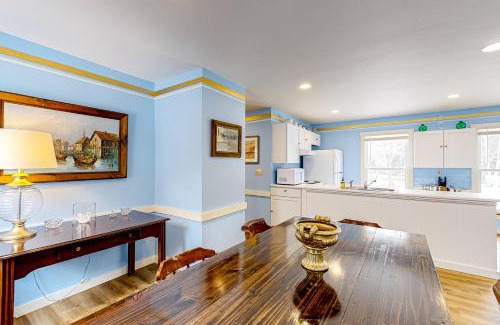 Boothbay Harbor House | Blue Lagoon Escape Unit-B