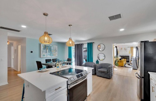 Walsingham House | Blue lagoon | heated pool home oasis