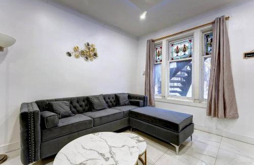 De Lorimier Apartment | Blue Lounge - Downtown - Lafontaine Park