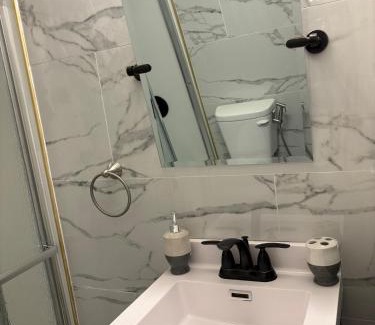 Romulus House | Blue MiniCastle, NEXT 2 DTW, 3BR