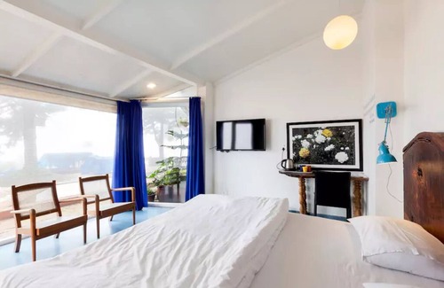 The Mall Road Hotel | Blue Moon, Mussoorie