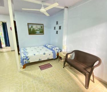 Manuel Antonio Bed & Breakfast | Blue Morpho House B&B