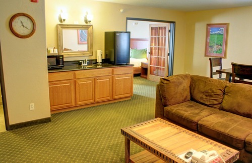 Rangely Hotel | Blue Mountain Inn And Suites