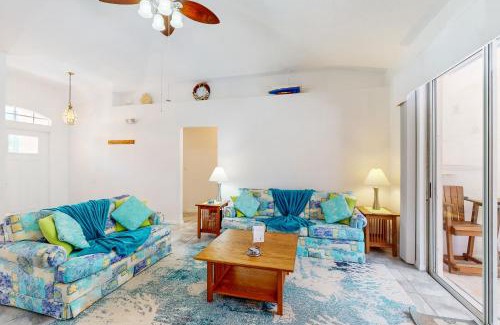 Sebastian Highlands House | Blue My Mind Two