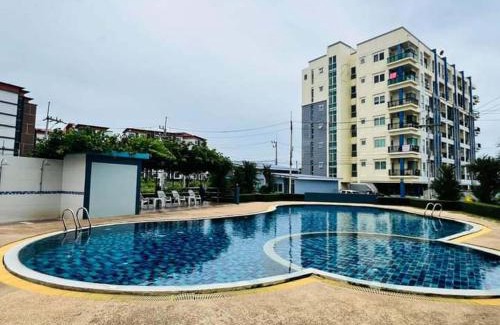 Saen Suk Apartment | Blue O Cean Condo