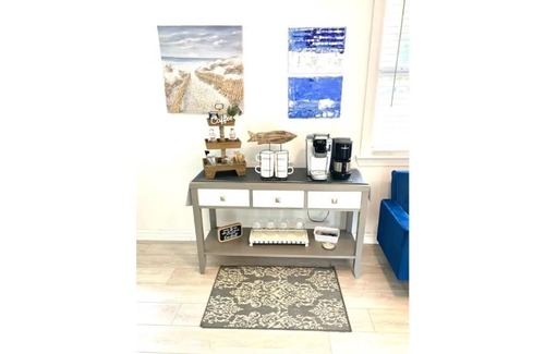 Ringling Park House | BLUE OASIS: An inviting downtown Sarasota retreat