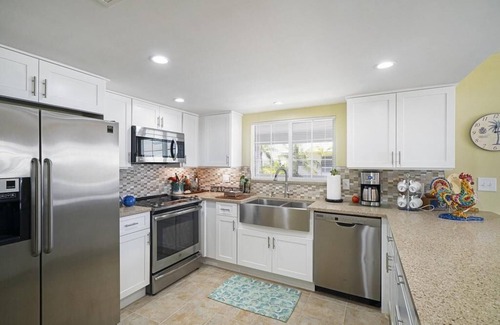 Summerland Key House | Blue Pearl of Summerland Key 4 Bedrooms, 3 Baths with Dock, Heated Pool and Spa