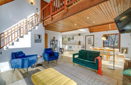 Deep Gap House | Blue Ridge Mountains Cabin with Community Pool!