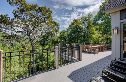 Chestnut Springs House | Blue Ridge Retreat with Wintergreen Advantage