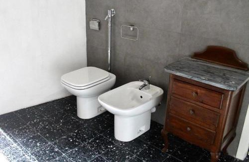 Saluzzo Apartment | Blue Room