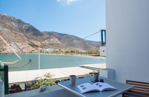 Kamares Apartment | BLUE Seaside Studio