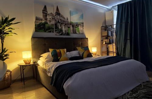 Hunedoara Apartment | Blue Shades Studio