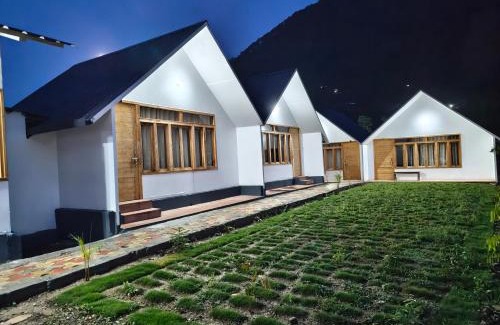 Kharsali Resort | Blue Sheep Resort & Restaurant