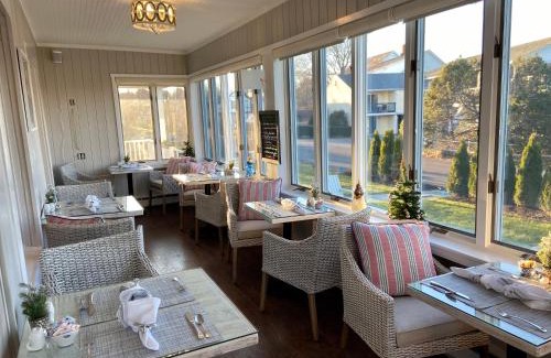 Ogunquit Bed & Breakfast | Blue Shutters Inn and Studios