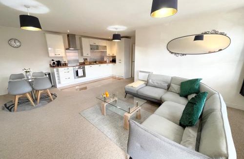 Rushmoor District Apartment | Blue Sky Apartments @Wallis Square, Farnborough