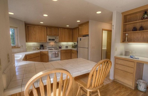 Montgomery Estates House | Blue Spruce - Large Home with a Hot Tub