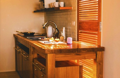 Kadena-cho Condo | BLUE STEAK WONDER NAGAHAMA