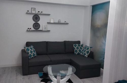 Tulcea Apartment | Blue Studio