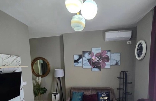 Himare Apartment | Blue View Apartments