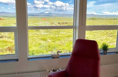 Reykholt Cabin | Blue View Cabin 1A with Hot Tub