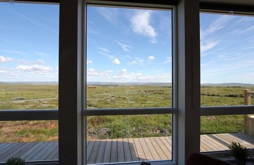 Reykholt Cabin | Blue View Cabin 1A with Hot Tub