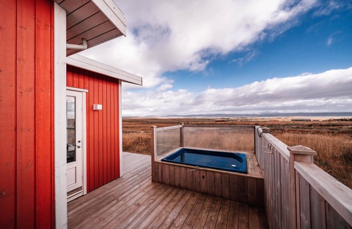 Reykholt Cabin | Blue View Cabin 1B with Hot Tub